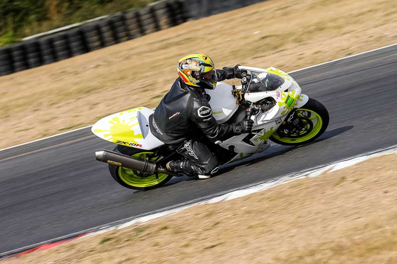 enduro digital images;event digital images;eventdigitalimages;no limits trackdays;peter wileman photography;racing digital images;snetterton;snetterton no limits trackday;snetterton photographs;snetterton trackday photographs;trackday digital images;trackday photos